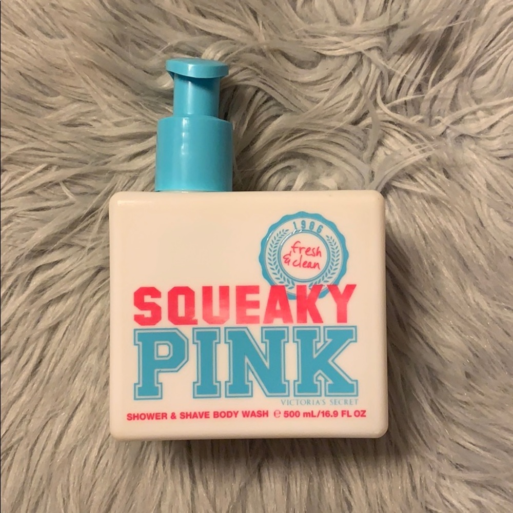 Victoria’s Secret fresh and clean body wash